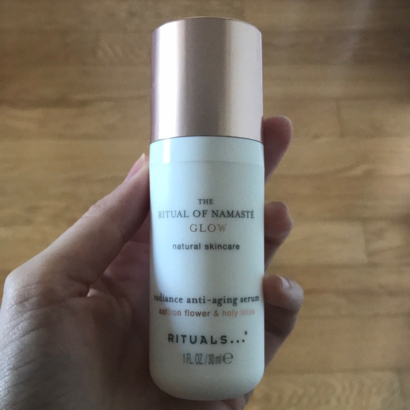 rituals glow anti aging serum
